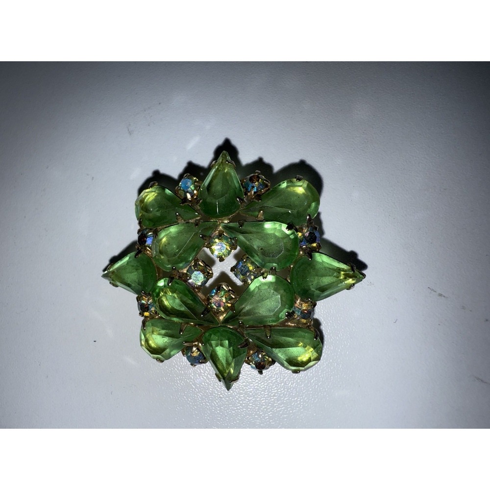 Vintage Juliana D&E ? Shades of Green Glass Navettes Pin Brooch
